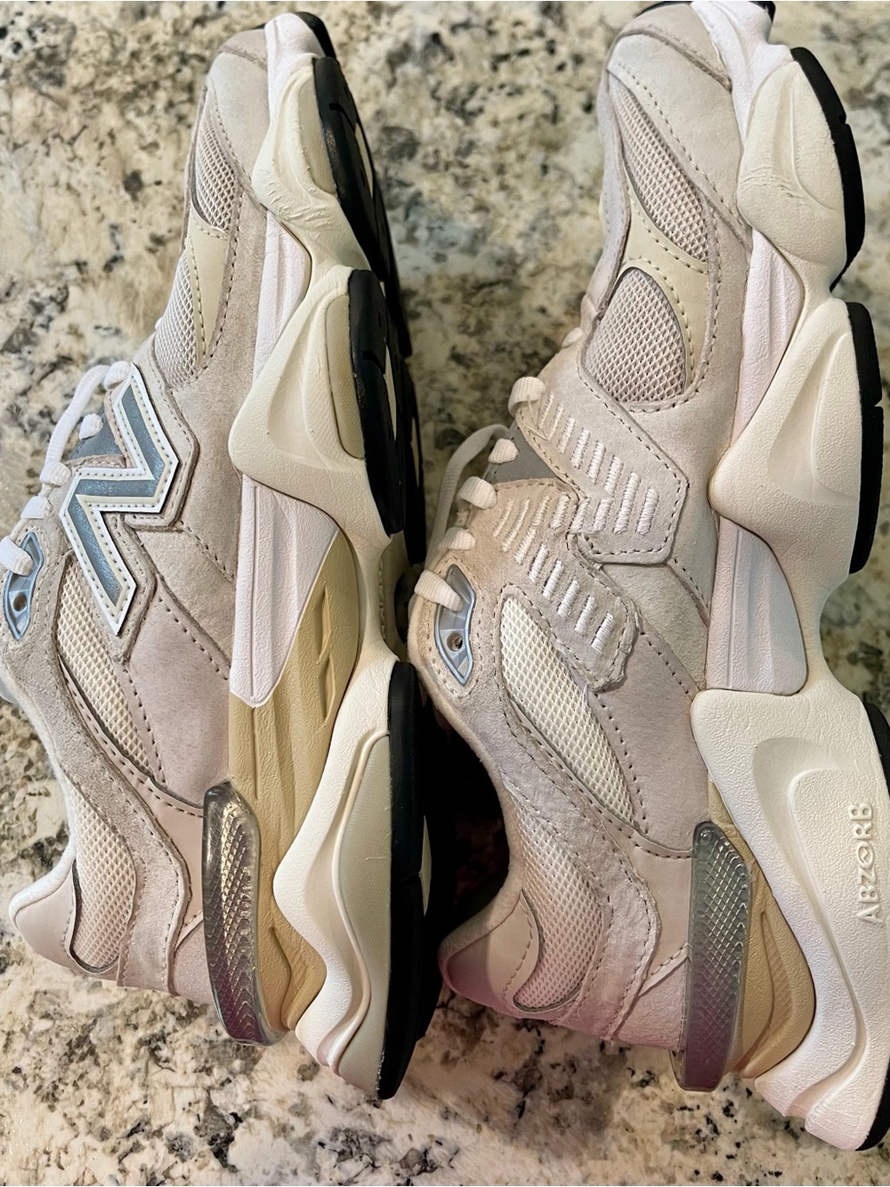 New Balance 9060 Sneaker - Picture 6 of 10